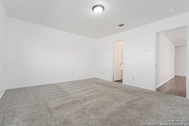 102 Mallow Grv — Photo 12