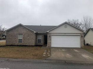 1301 Cobblestone Ct, Benton, AR 72015