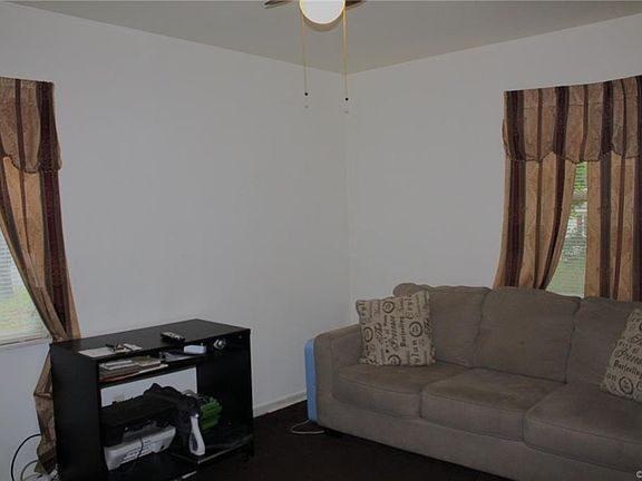 5th image of 4230 Martha Ln