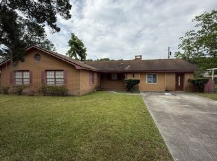 1425 Claremont Cir, Savannah, GA 31415