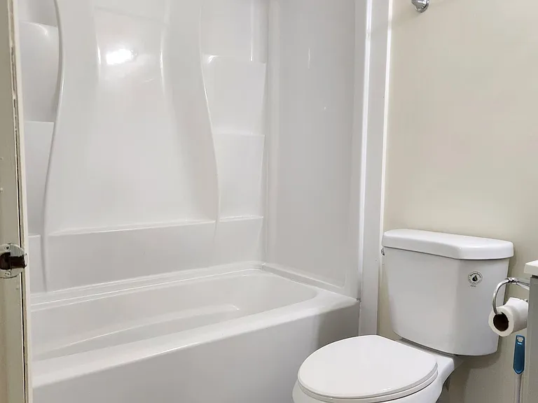 18 Stratton Ct #18 — Photo 11