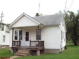 304 Burnside St, Washington, MO 63090