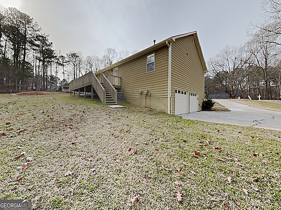 3rd image of 330 Peach Crossing Dr
