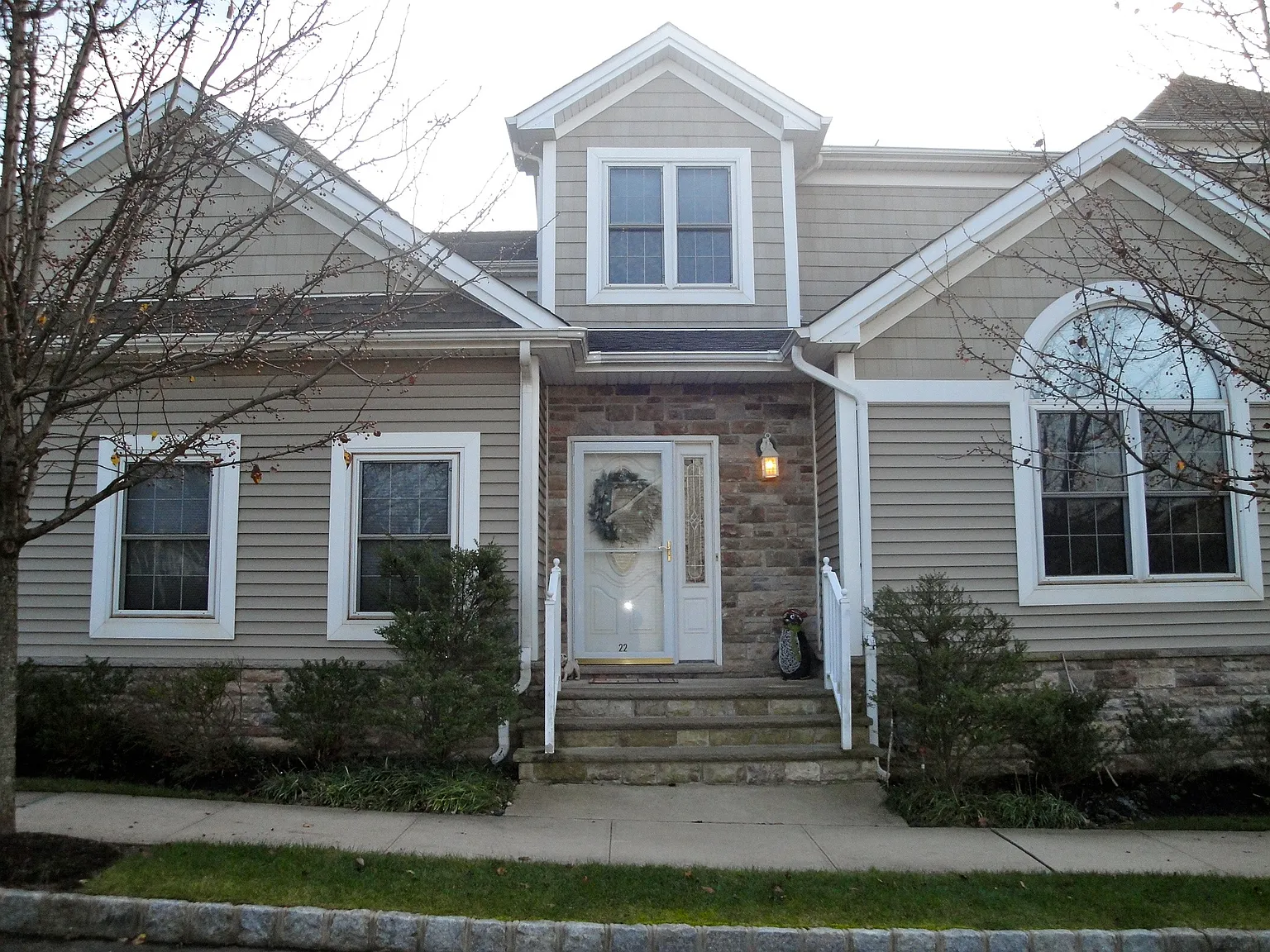 22 Tides Ln photo 1