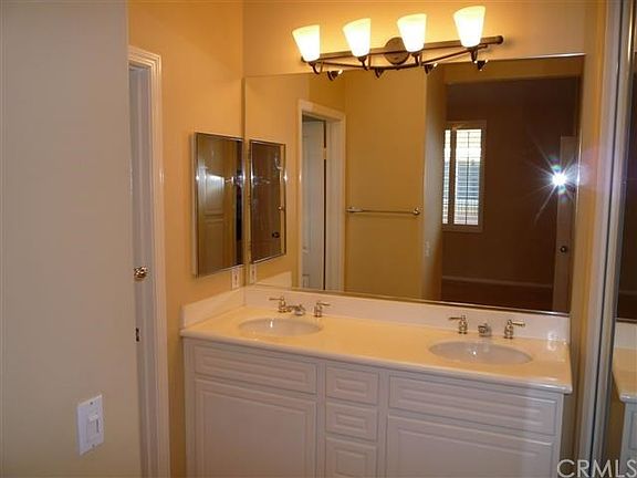 5th image of 811 Marinella Aisle #123