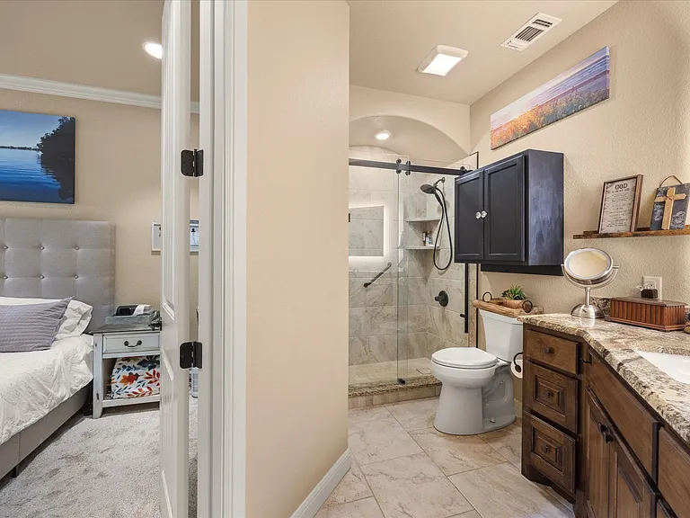 401 E Pearl St #3202 — Photo 6