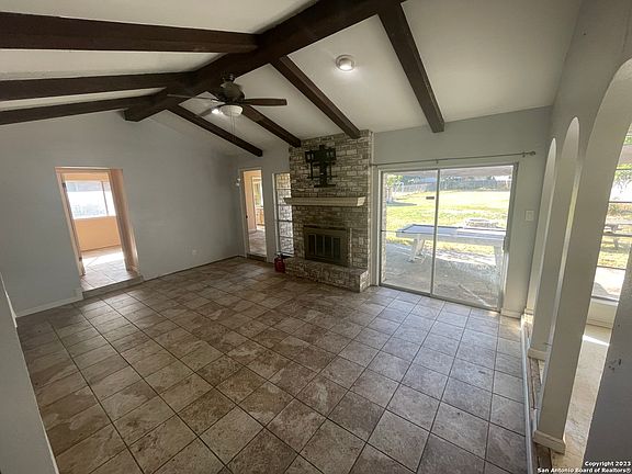 4th image of 7410 HORSE TAIL DR
