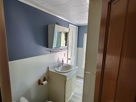 2nd image of 439 S Diamond St #2