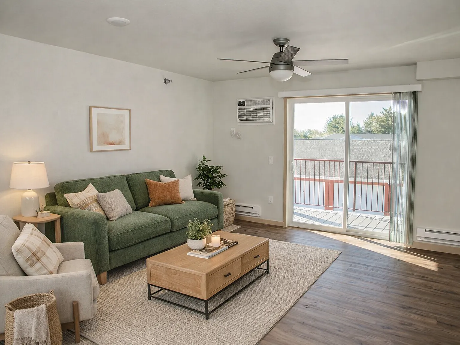 Century Place - 455 — Photo 4