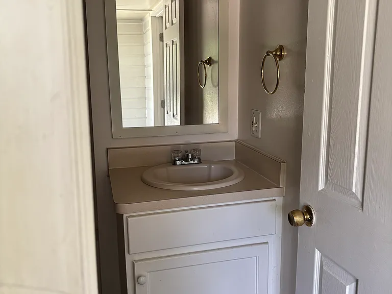 Oakmont — Photo 9
