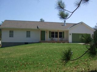 5480 Will Dr, Indian River, MI 49749