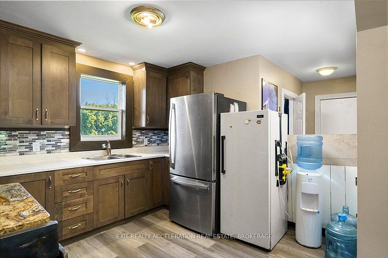 Greater Napanee House for rent - 3 Bedrooms — photo 6