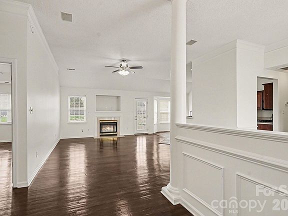 3rd image of 9411 Misty Arbor Way