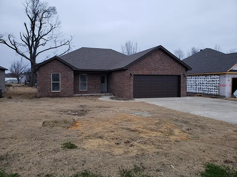 4836 Wildwood Ln — Photo 1