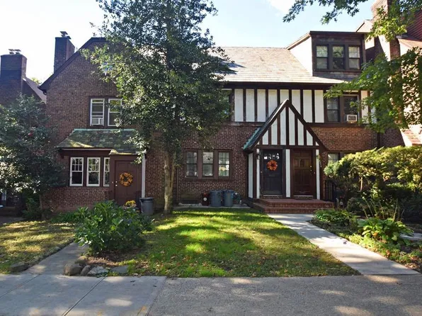 82-20 Austin Street image 1 of 21