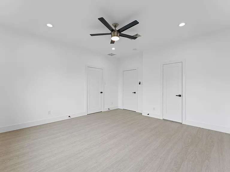 3135 Crane St #B — Photo 11