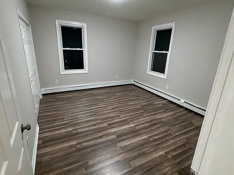 231 Grove St #2 — Photo 8