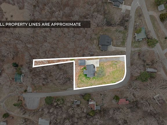 2nd image of 1566 Griffin Cir
