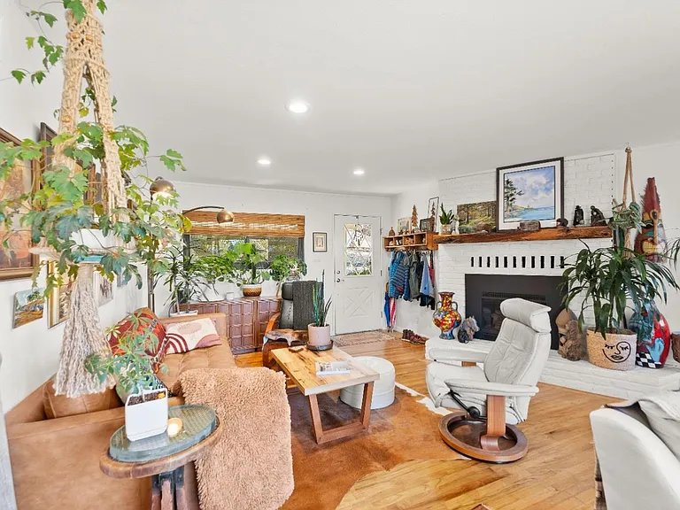 10808 Gold Hill Dr — Photo 7