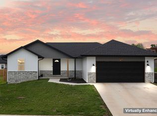 2114 N 25th St, Ozark, MO 65721