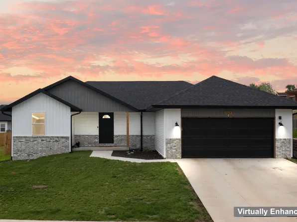 2114 N 25th Street, Ozark, MO 65721