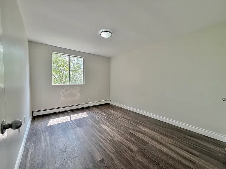 750 Kipps Ln — Photo 15