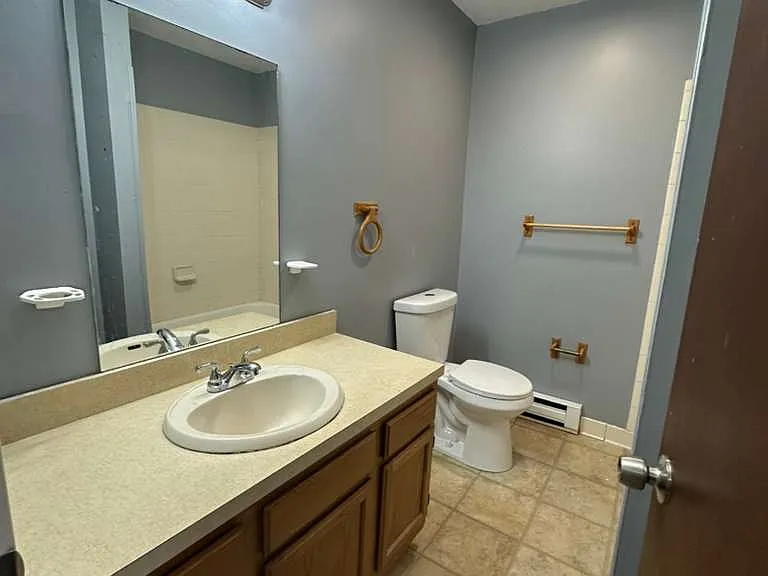 176 Lincoln St #9 — Photo 11