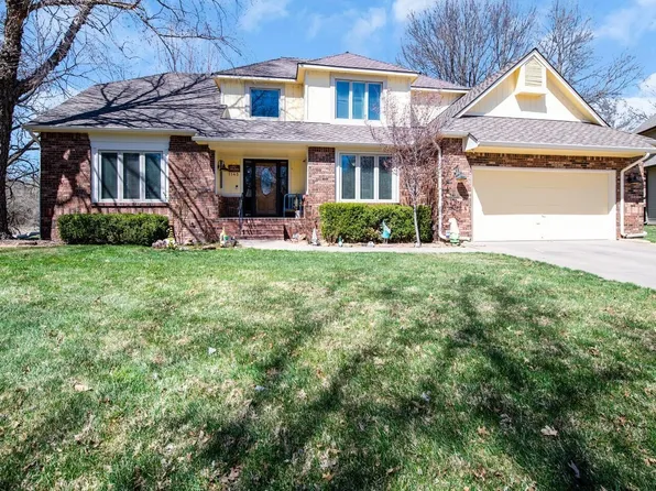 1145 N Coachhouse Ct, Wichita, KS 67235