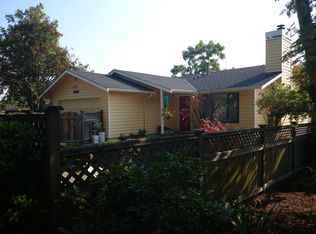 9008 Linden Ave N, Seattle, WA 98103