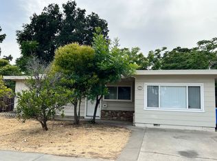 10481 N Stelling Rd, Cupertino, CA 95014