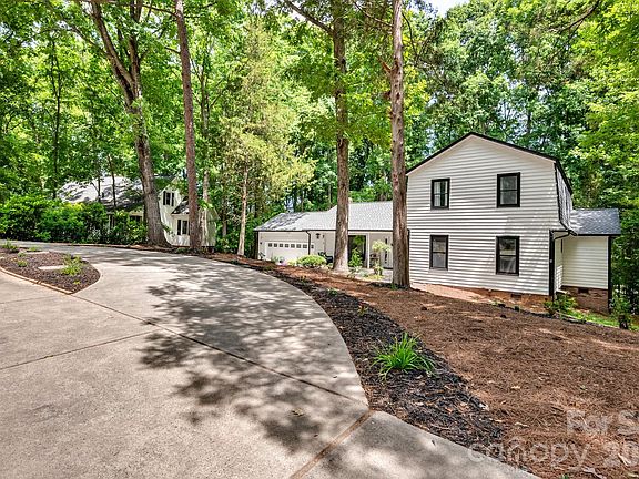 2nd image of 9307 Raintree Ln