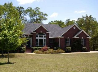 399 Harbour Shores Dr, Jackson, GA 30233