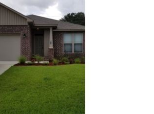 938 John Deere Ln, Cantonment, FL 32533