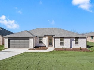 133 Jim Walter Dr, Runaway Bay, TX 76426