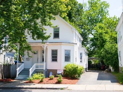 114 Warwick St, Lowell, MA, 01851
