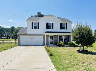 719 Golden Willow Ct, Dunn, NC 28334