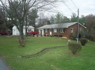 1362 Back Rd, Woodstock, VA 22664