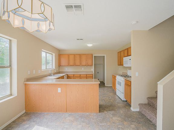 2nd image of 3223 W Lucia Dr