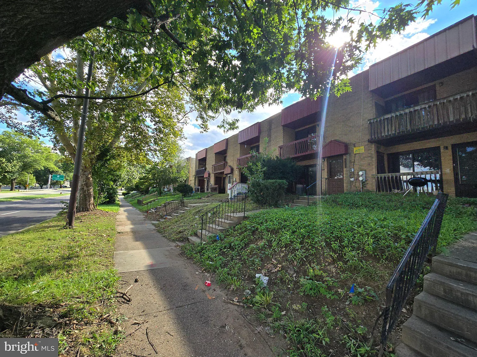 2 bed, 2.0 bath, 2480 sqft, $1,750 — Photo 4