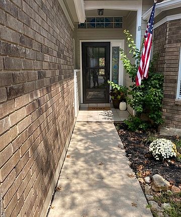 5th image of 7307 Huntwood Cir