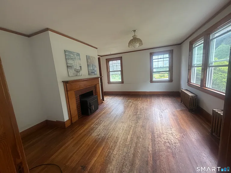 664 Noank Rd — Photo 6