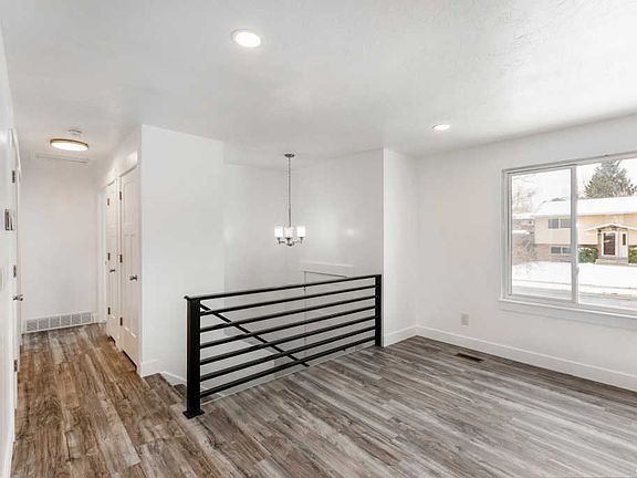 4th image of 5250 W Woodash Cir