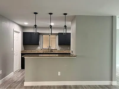 3 bed, 1431 sqft, $2,200 — Photo 3