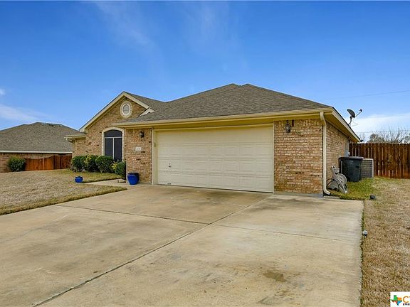 3rd image of 4106 Maid Marian Cir