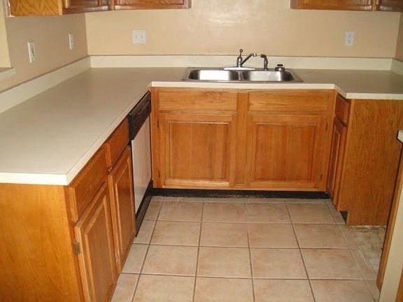 3rd image of 2373 Tina Dr #5