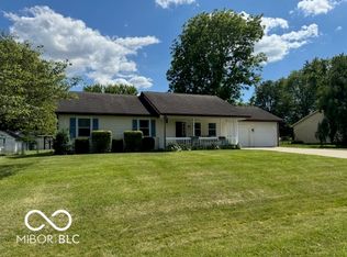 5489 E Broadmore Dr, Columbus, IN 47201