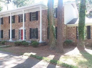 7402 Rosswood Rd, Pine Bluff, AR 71603