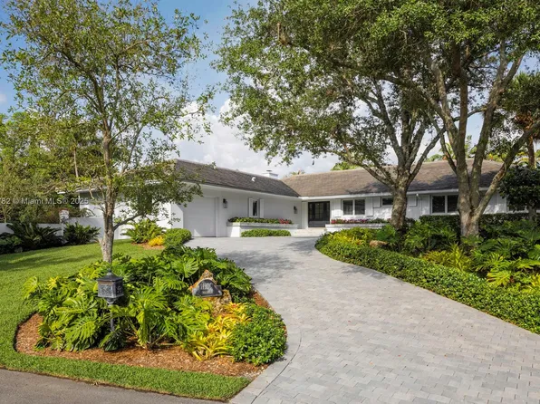 11100 Paradela St, Coral Gables, FL 33156
