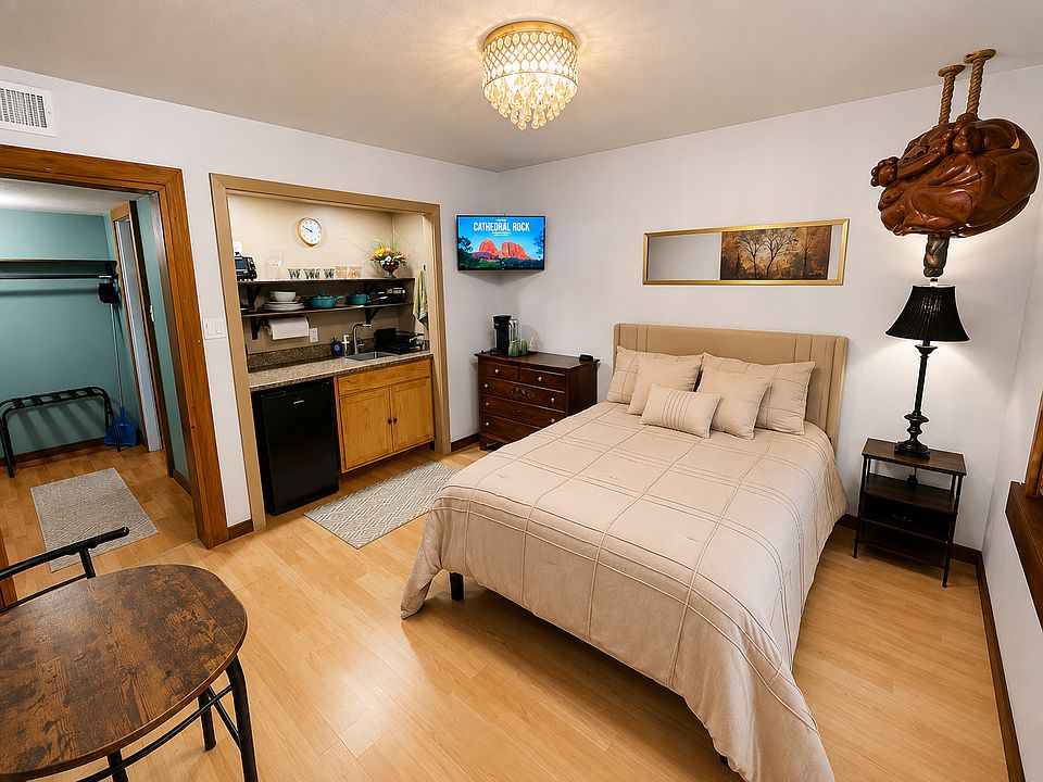 1st image of 175 Birch Blvd