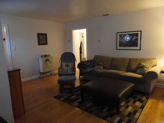 5th image of 890 S Orchard Ave